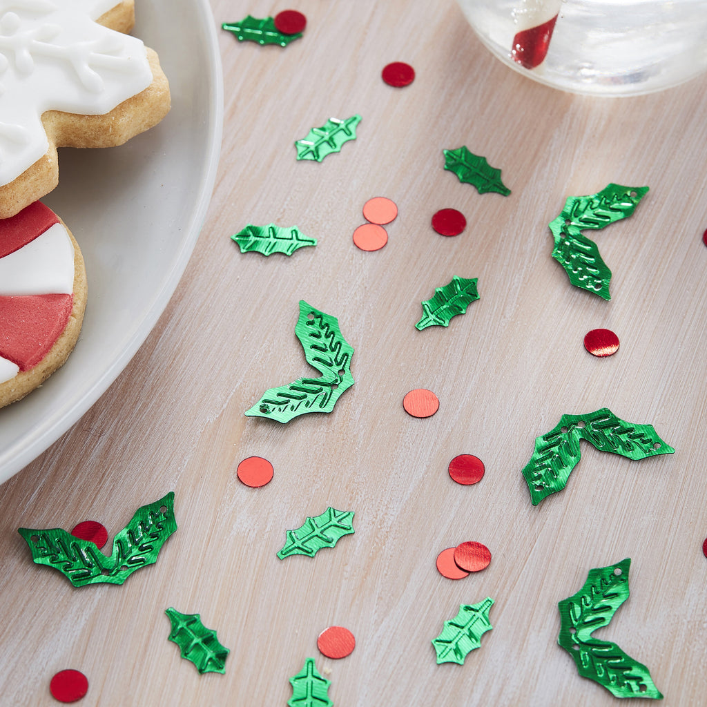 ginger-ray-holly-shaped-christmas-table-confetti-silly-santa- (2)
