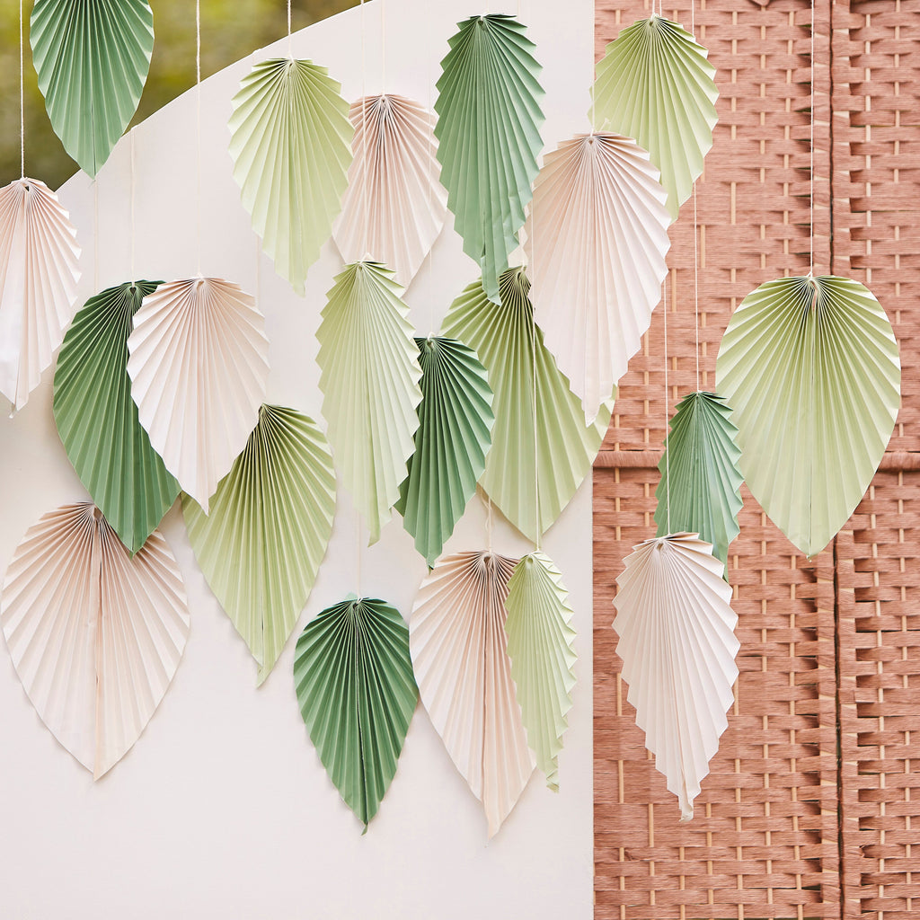 ginger-ray-sage-_-cream-palm-paper-fans-backdrop-ginr-mix-500