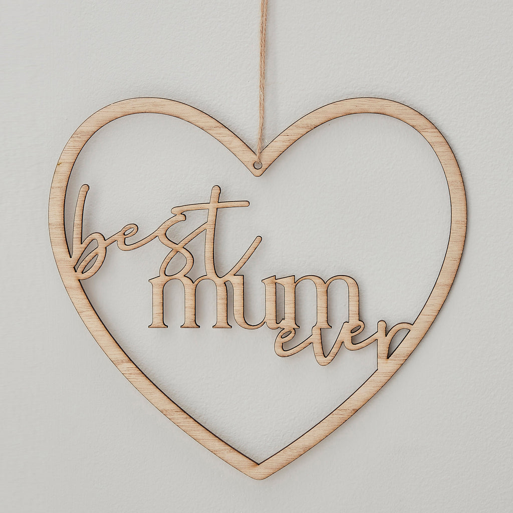 ginger-ray-wooden-best-mum-ever-heart-shape-wreath-ginr-mum-113