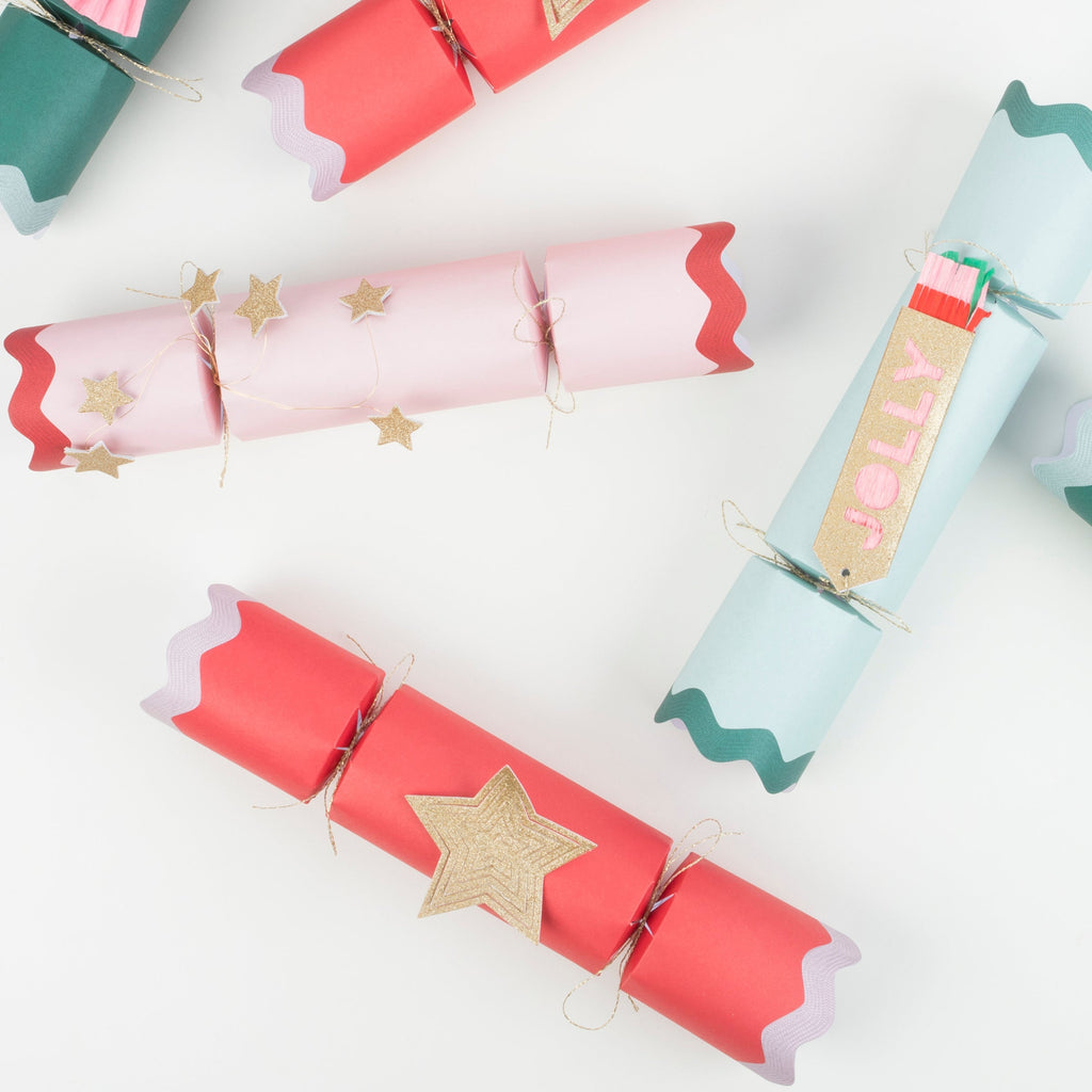 meri-meri-christmas-mixed-fun-crackers-pack-of-6-meri-225207