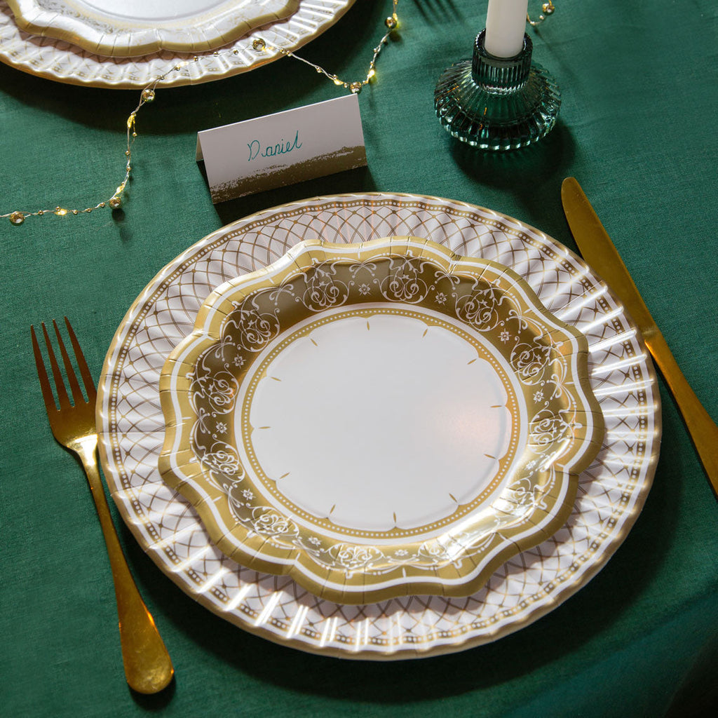 talking-tables-gold-procelain-large-paper-plates-pack-of-8-talk-4033787